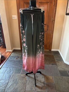Source Unknown Olive Green to Pink Ombre Floral Wide-Leg Pants